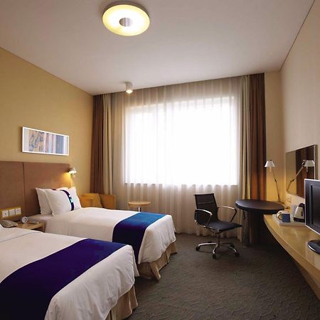 Holiday Inn Express Langfang New Chaoyang By Ihg ภายนอก รูปภาพ